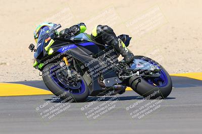 media/Oct-09-2022-SoCal Trackdays (Sun) [[95640aeeb6]]/Turns 9 and 10 (1050am)/